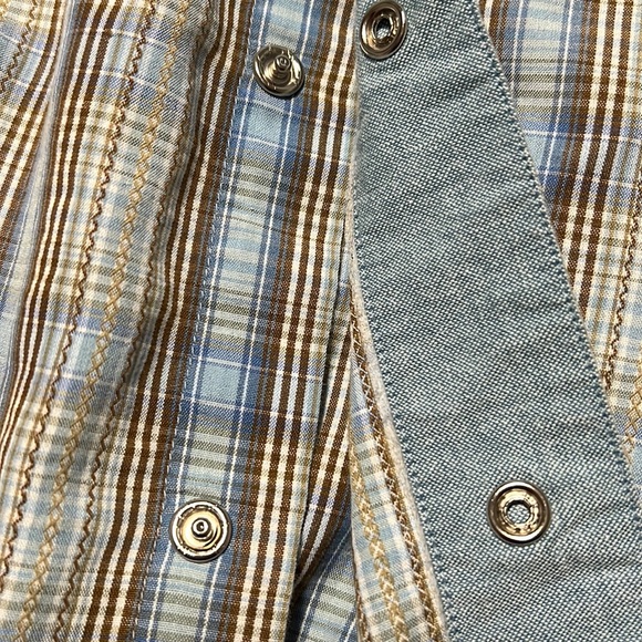 Ezekiel Mens casual snap button down, size LARGE. Excellent condition. - Picture 5 of 8